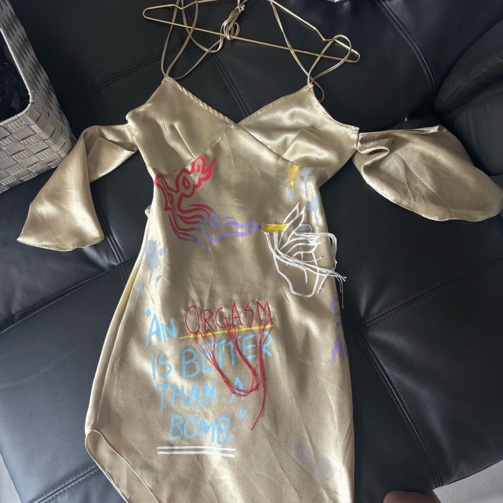Orgasm dress